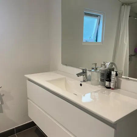 Modern And Cozy Holiday home *