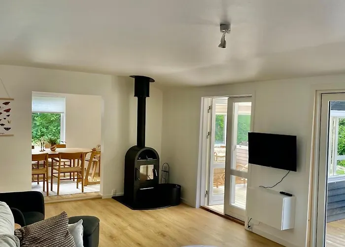 Modern And Cozy Jægerspris